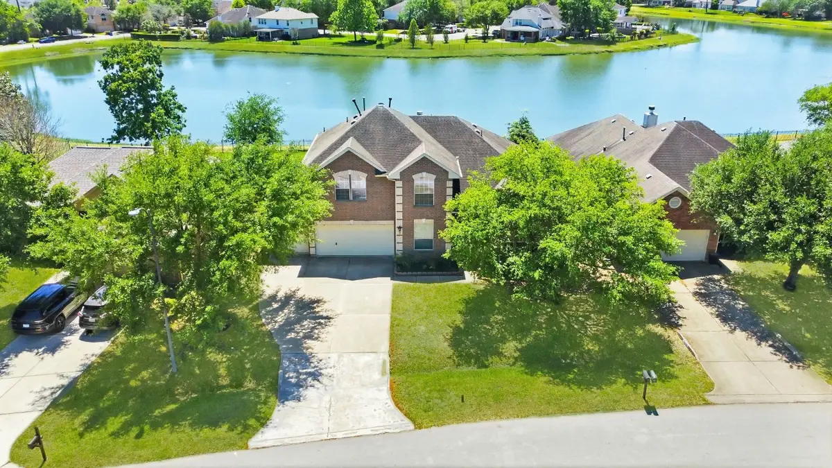 9203 E Lakeside Drive, Magnolia, TX 77354 - #1