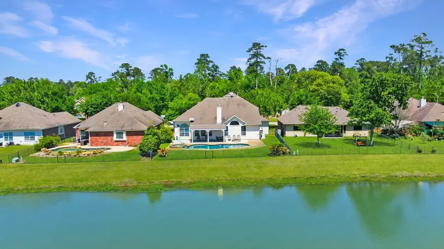 9203 E Lakeside Drive, Magnolia, TX 77354 - #2