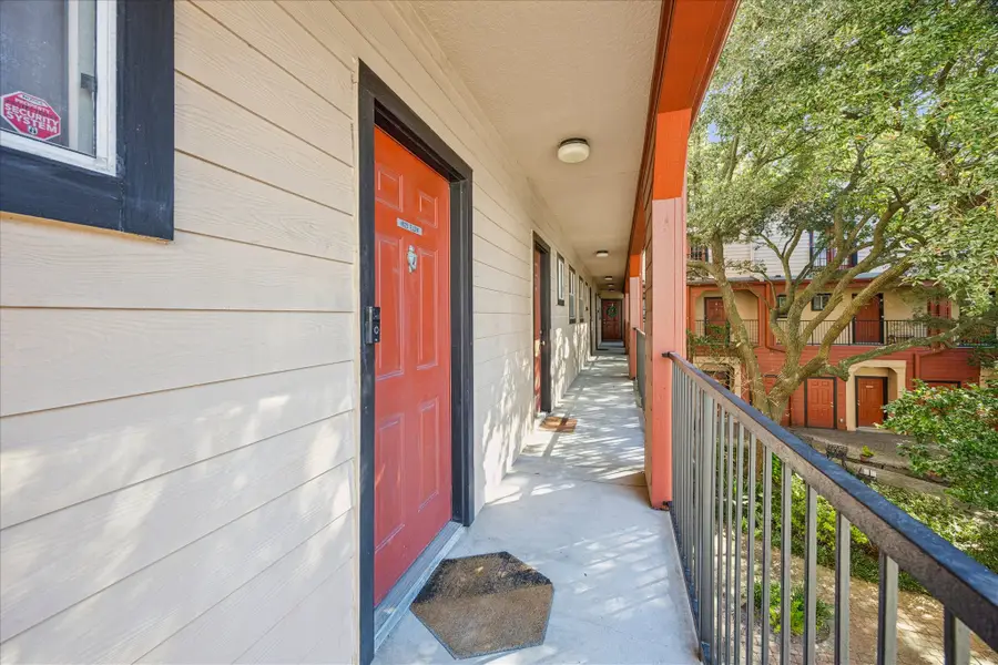 1620 Elgin Street #9, Houston, TX 77004 - Image #2