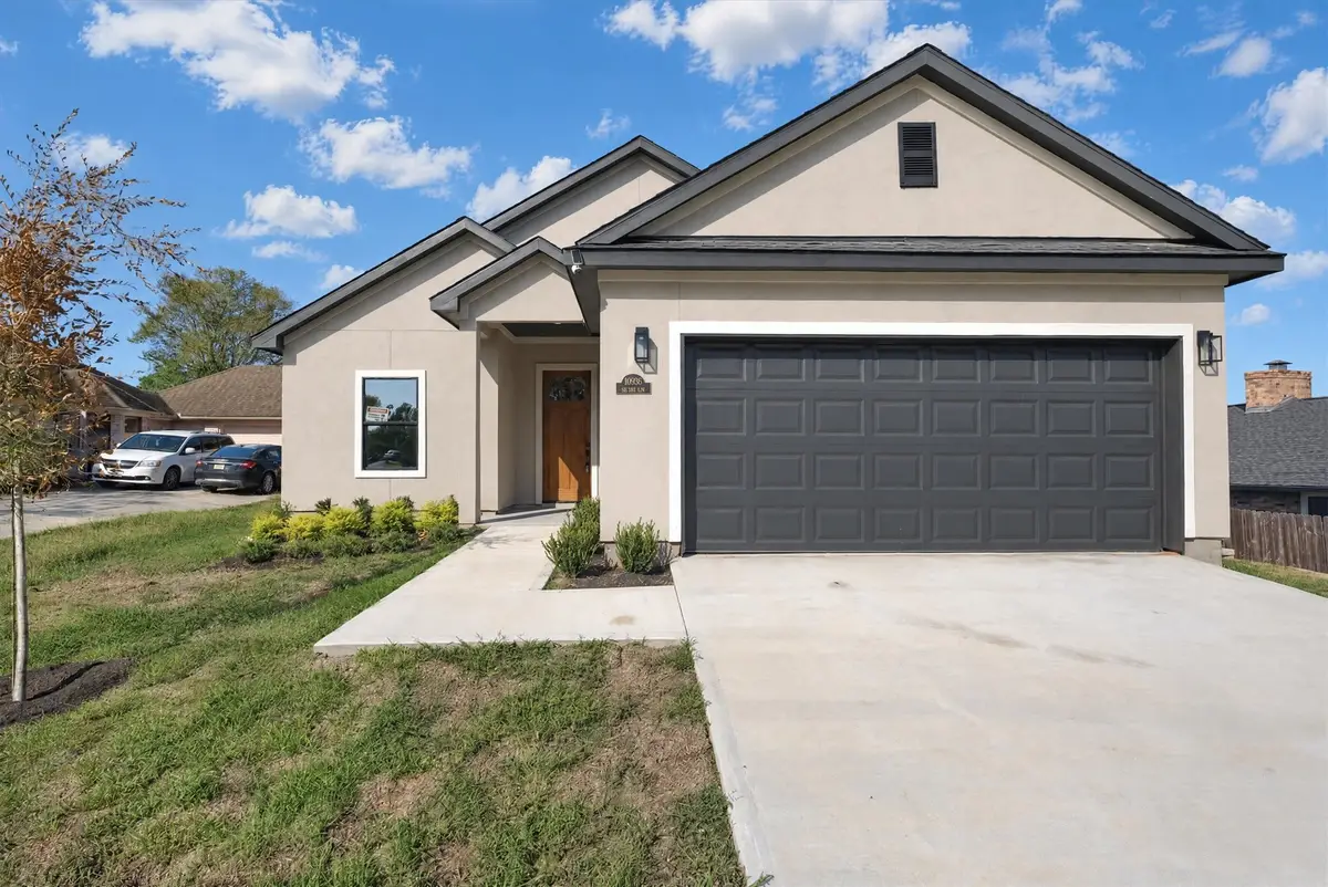 10935 Seibel Lane, Montgomery, TX 77356 - #1