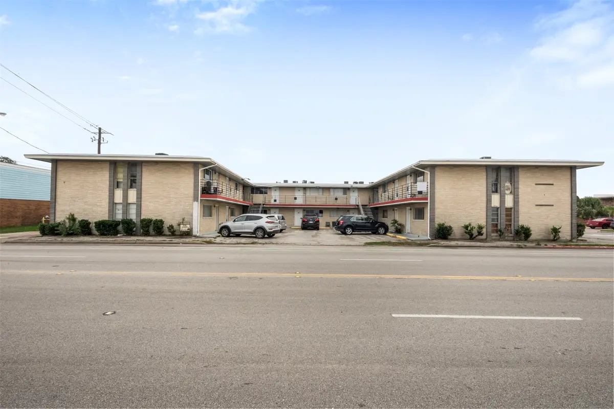 516 Holiday Drive, Galveston, TX 77550 - #1