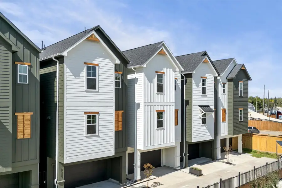 4135 De George Street, Houston, TX 77009 - Image #2