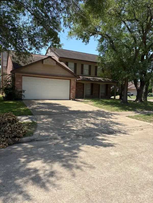 9631 Oldenburg Lane, Houston, TX 77065