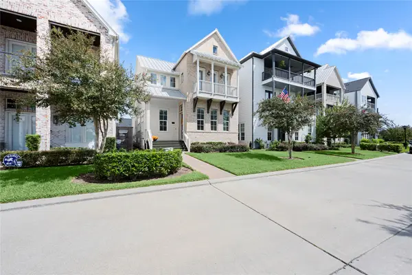 2424 Lake Kolbe Lane, Houston, TX 77080