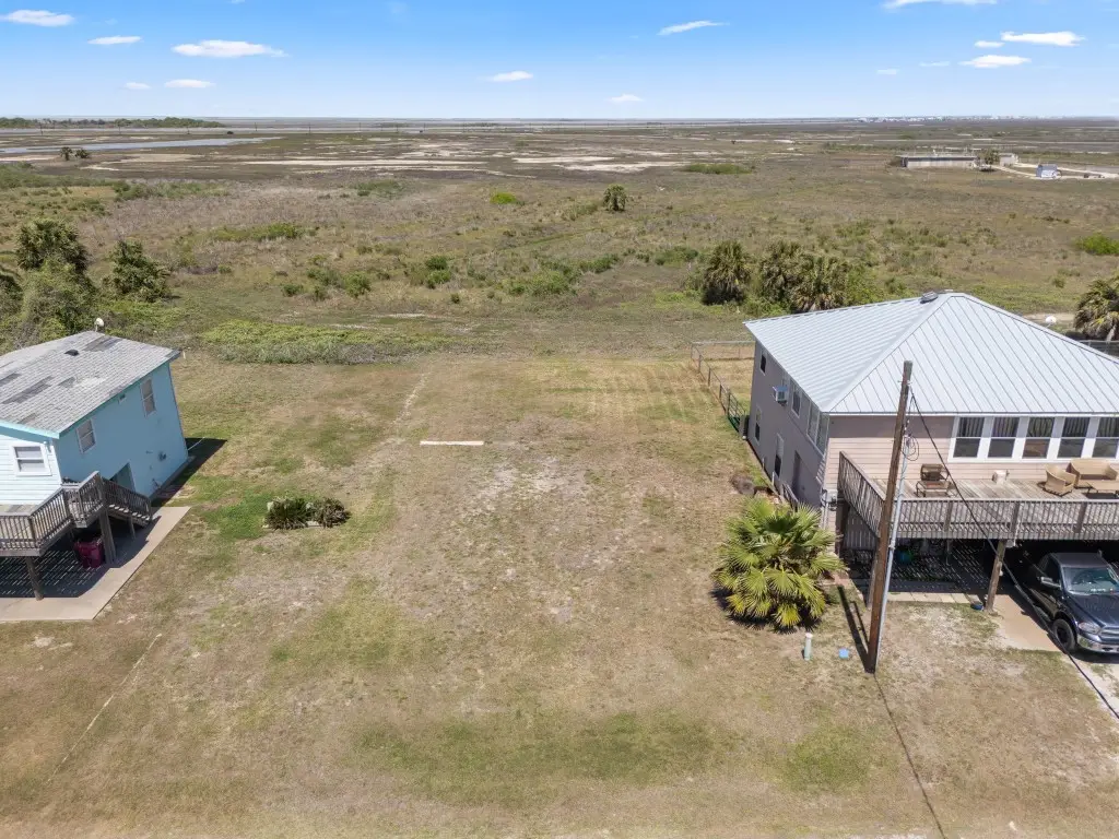 499 Beachfront Drive, Matagorda, TX 77457 - #1