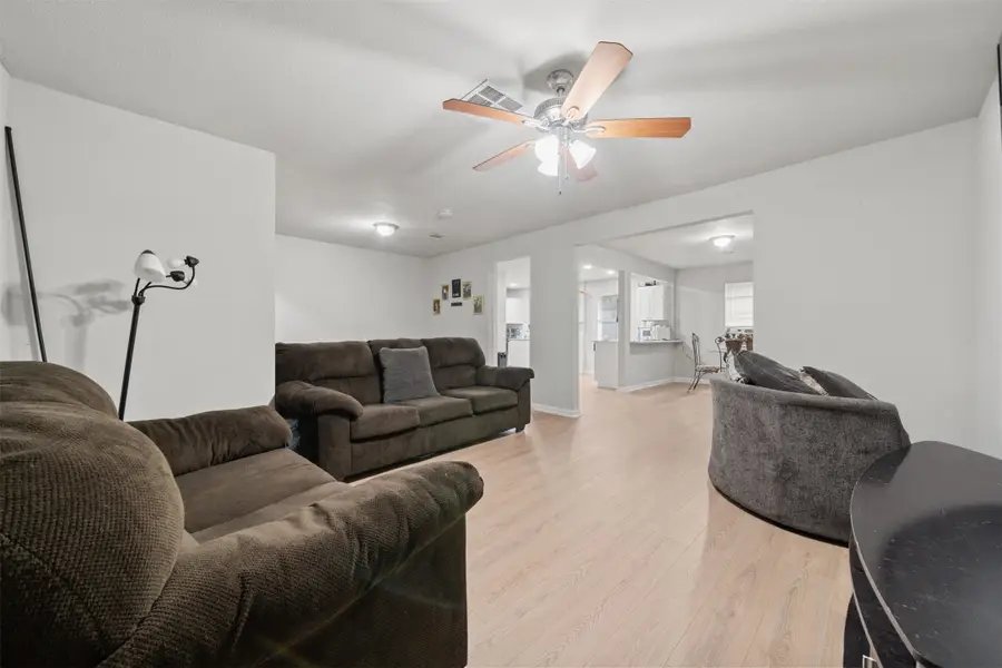 11703 Segrest Drive, Houston, TX 77047 - Image #3