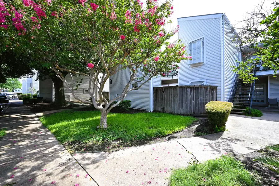 9809 Richmond Avenue #G1, Houston, TX 77042 - Image #2