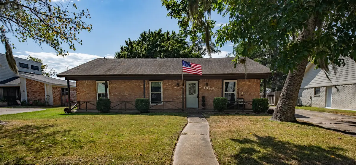107 Anchusa Street Street, Lake Jackson, TX 77566 - #1