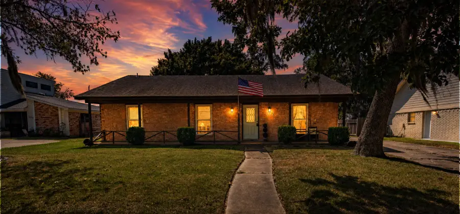 107 Anchusa Street Street, Lake Jackson, TX 77566 - #3