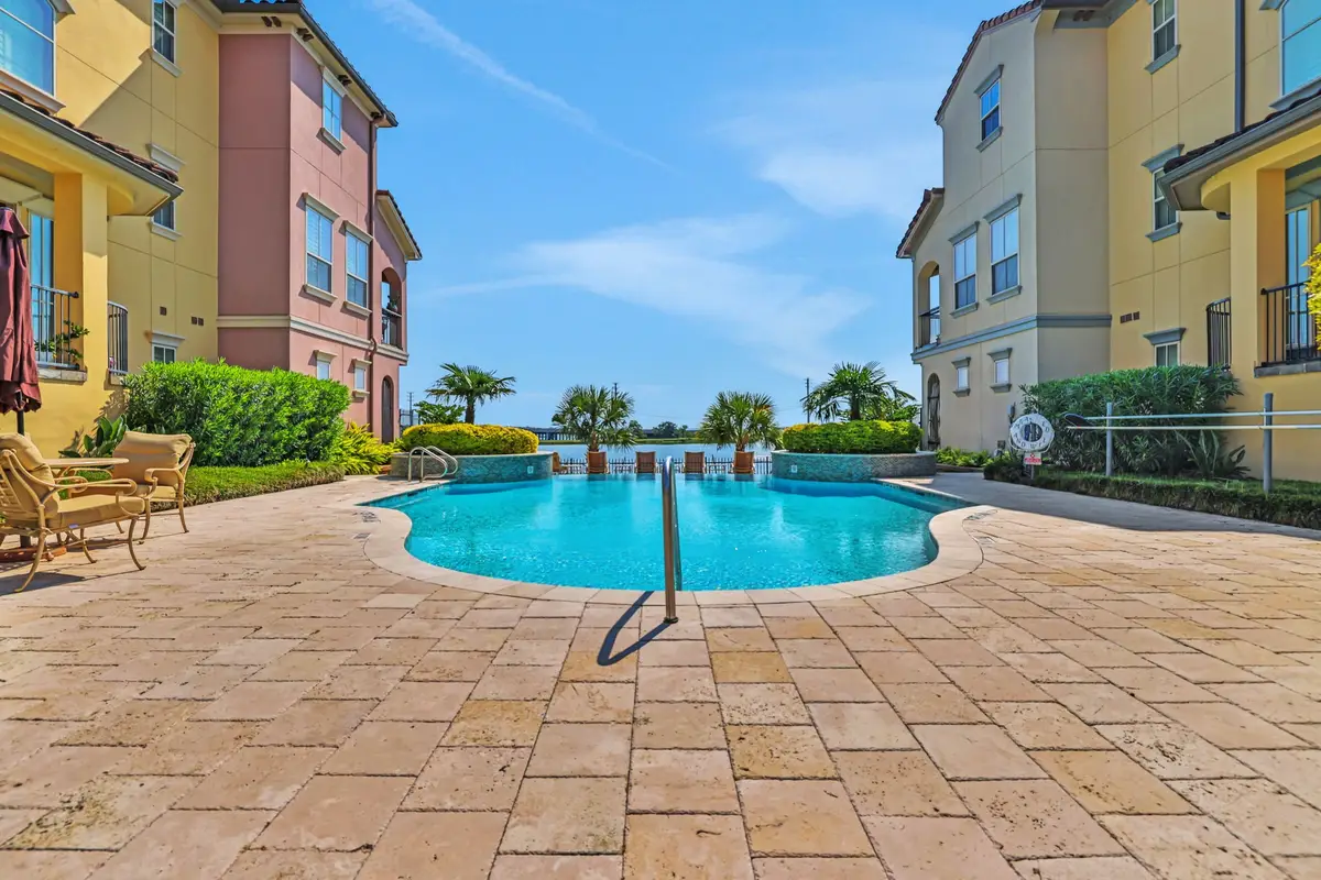 12 Tassia Lane, Pasadena, TX 77058 - Image #1