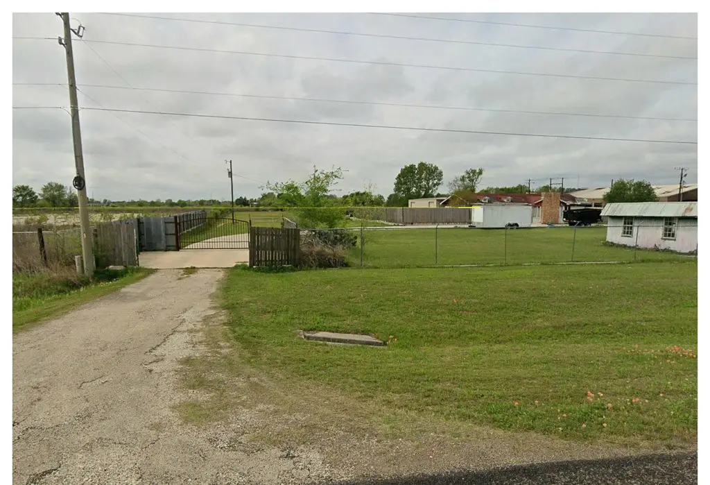 25934 State Highway 6 S, Navasota, TX 77868 - #1