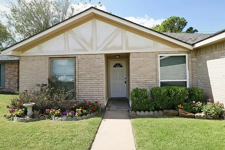 10314 Hollow Canyon Court, Sugar Land, TX 77498 - #3