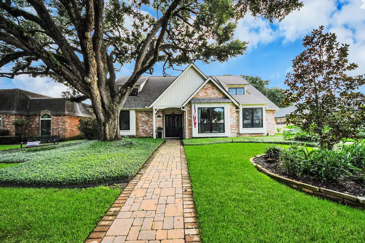 722 Chevy Chase Circle, Sugar Land, TX 77478 - #1