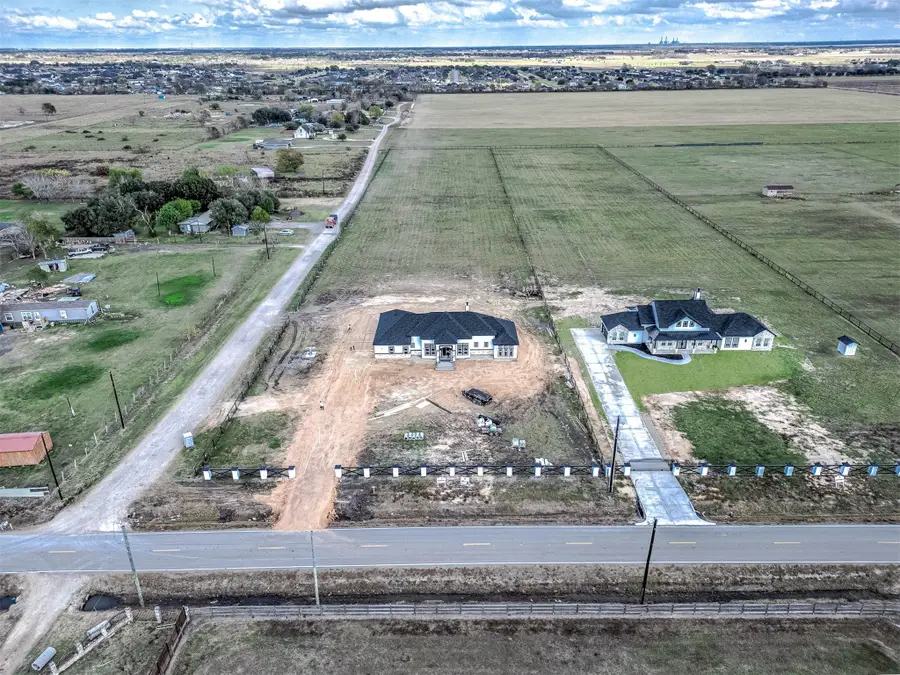 10853 Padon Road, Needville, TX 77461 - Image #3