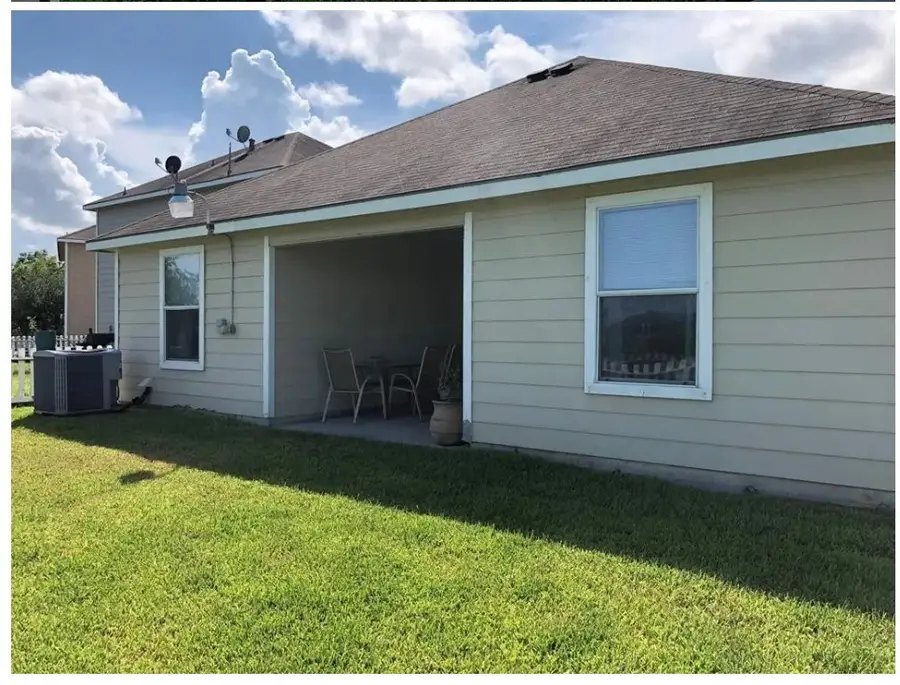 5080 Hauna Lane, Dickinson, TX 77539 - Image #2