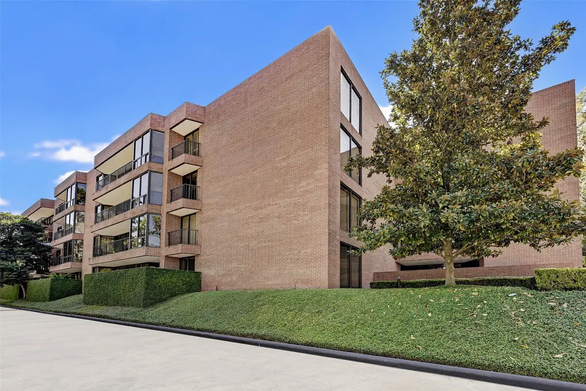 9333 Memorial Drive #413, Houston, TX 77024 - Image #1