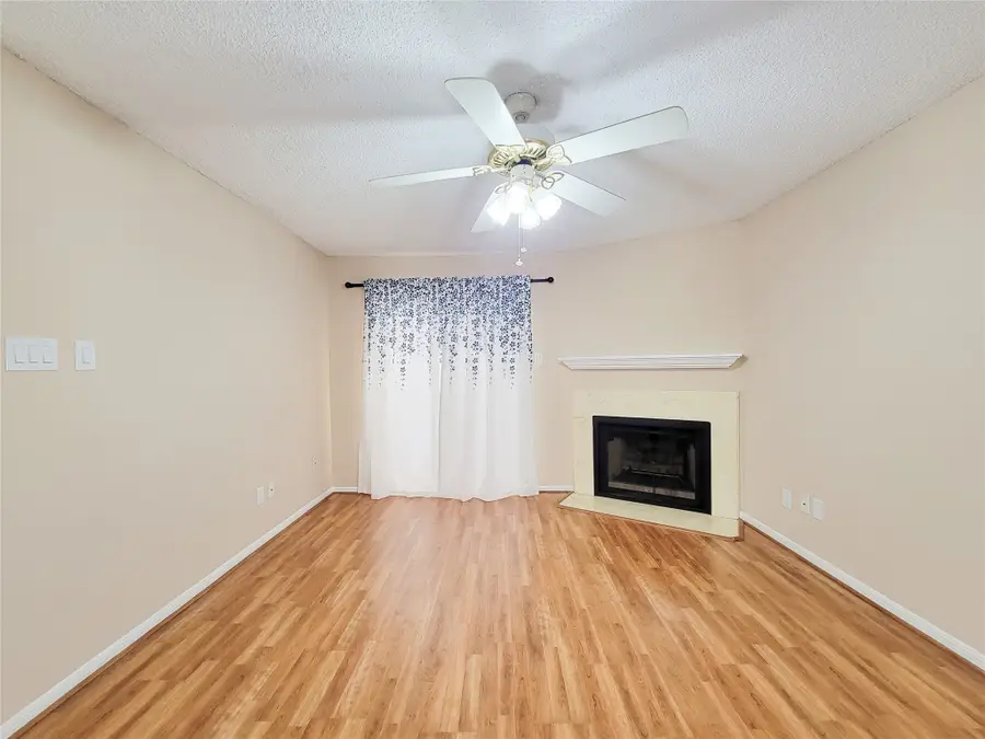 12550 Whittington Drive #414, Houston, TX 77077 - Image #3