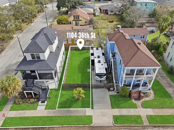 1104 36th Street, Galveston, TX 77550