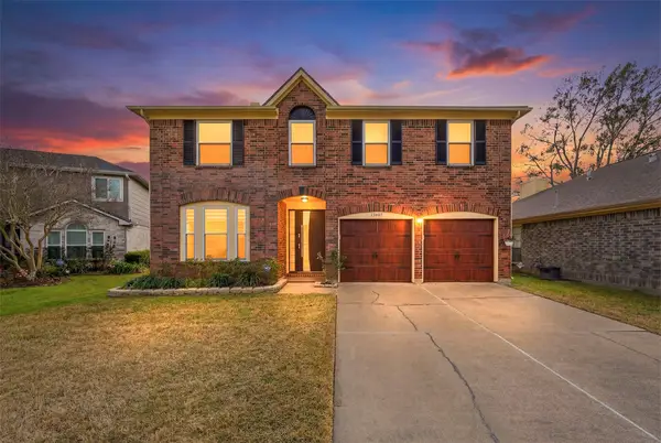 12207 Meadow Crest Drive, Stafford, TX 77477