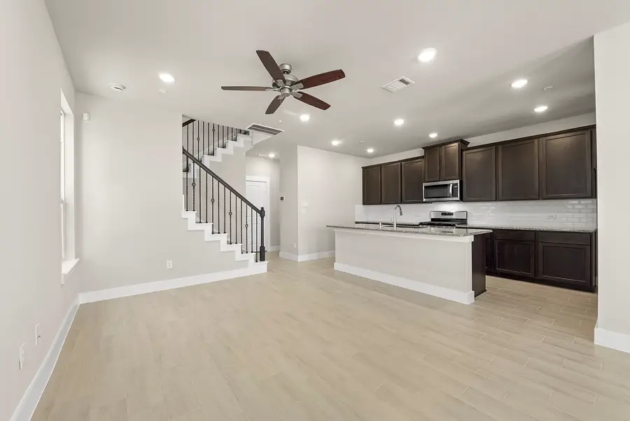 2770 Mariposa Creek Drive, Rosharon, TX 77583 - Image #2