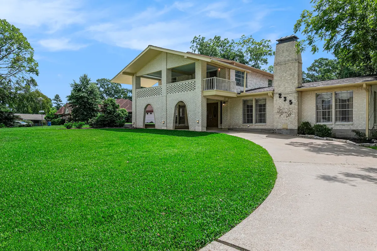 235 Lakeview Harbor, Onalaska, TX 77360 - Image #1