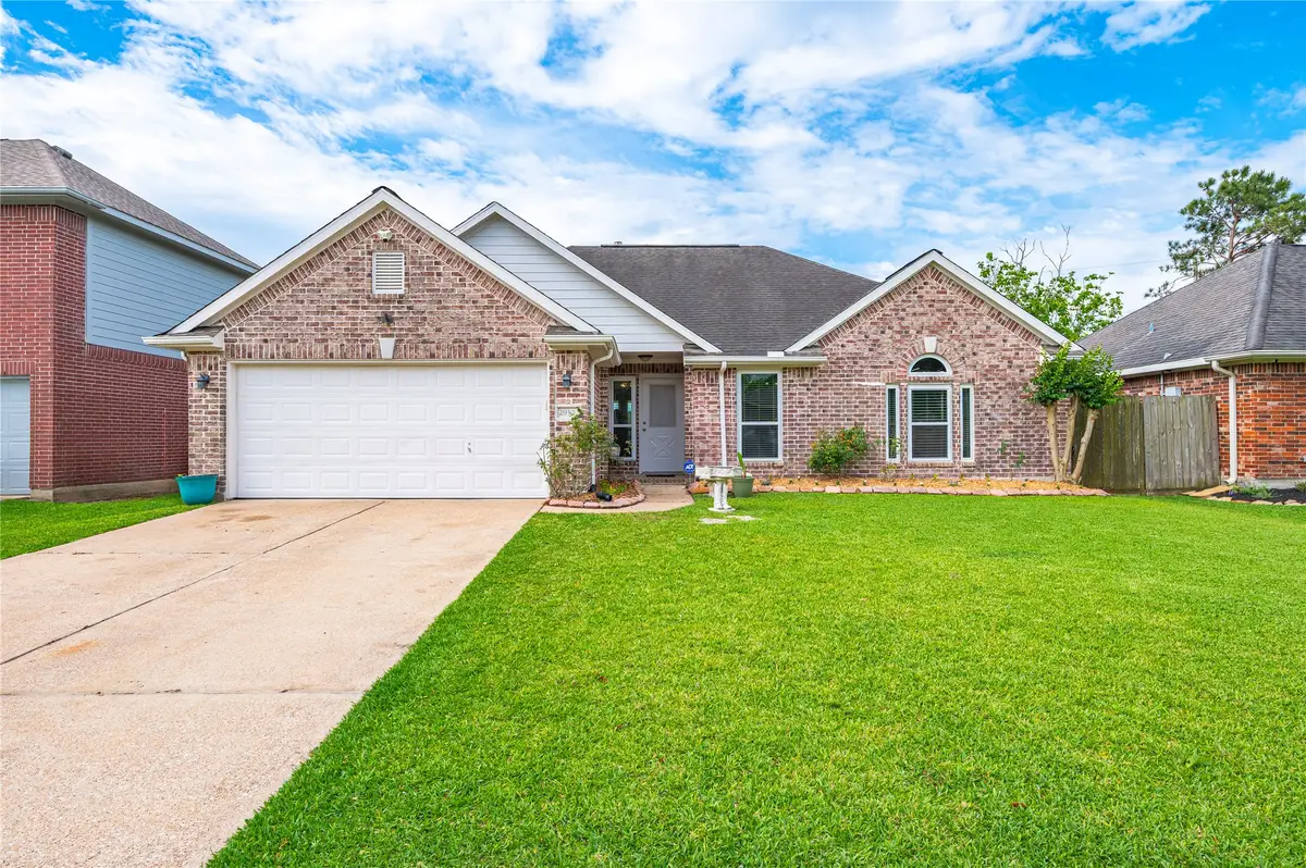 2930 Community Drive, Alvin, TX 77511 - #1