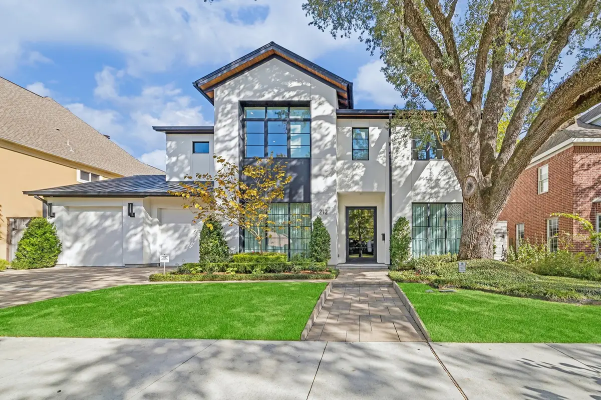 212 E Cowan Drive, Houston, TX 77007 - Image #1