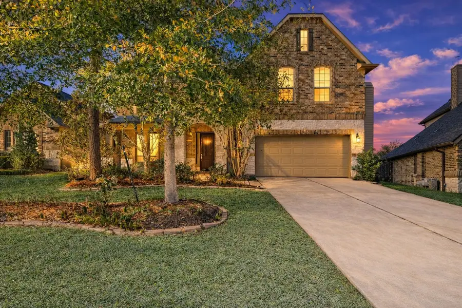 35 N Wheatleigh Drive, Tomball, TX 77375 - Image #2