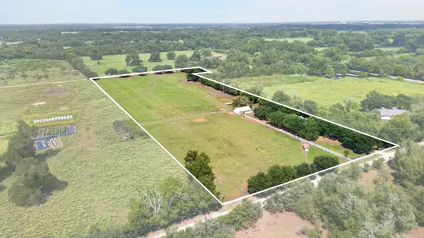 37530 L G Lane, Brookshire, TX 77423