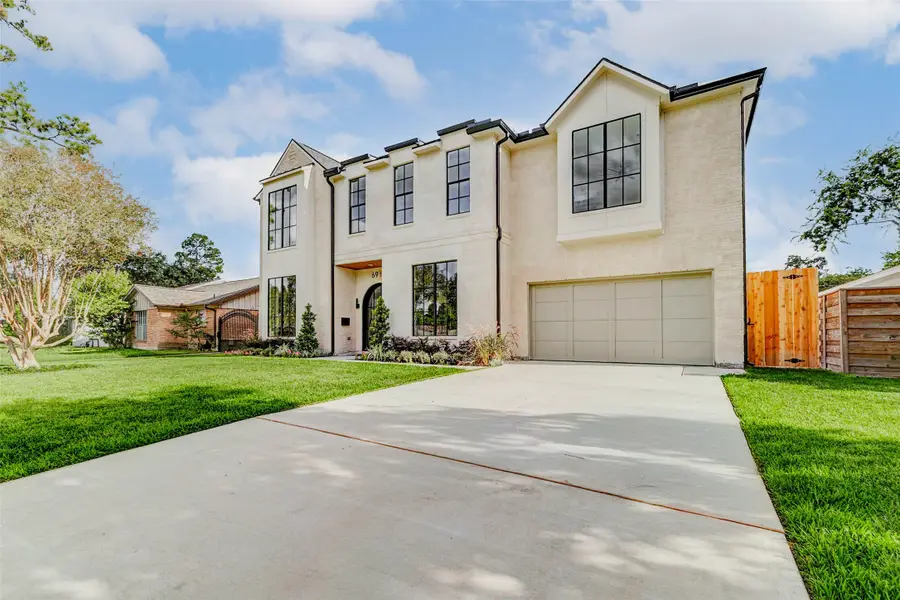 6911 Hartland Avenue, Houston, TX 77055 - Image #3