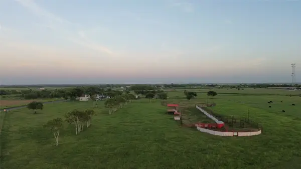 379 County Road 456, El Campo, TX 77437