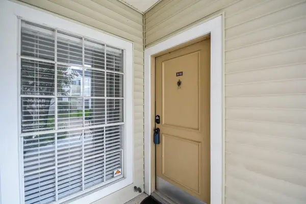 9809 Richmond Avenue #H10, Houston, TX 77042
