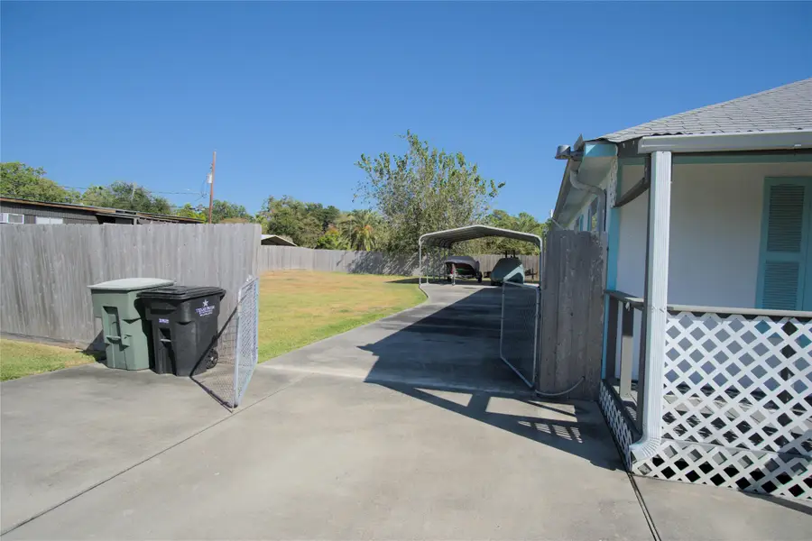 511 5th Street, San Leon, TX 77539 - #2