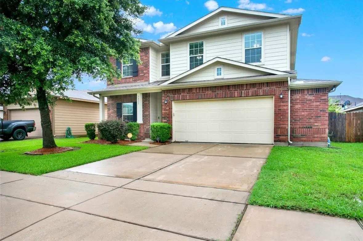 7035 Primrose Rd, Baytown, TX 77521 - #1