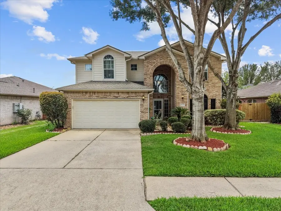 10004 Dawn Brook Drive, Pearland, TX 77584 - #2