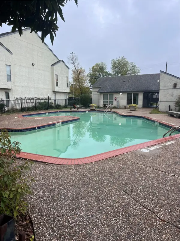 7313 Gulf Freeway #123, Houston, TX 77017