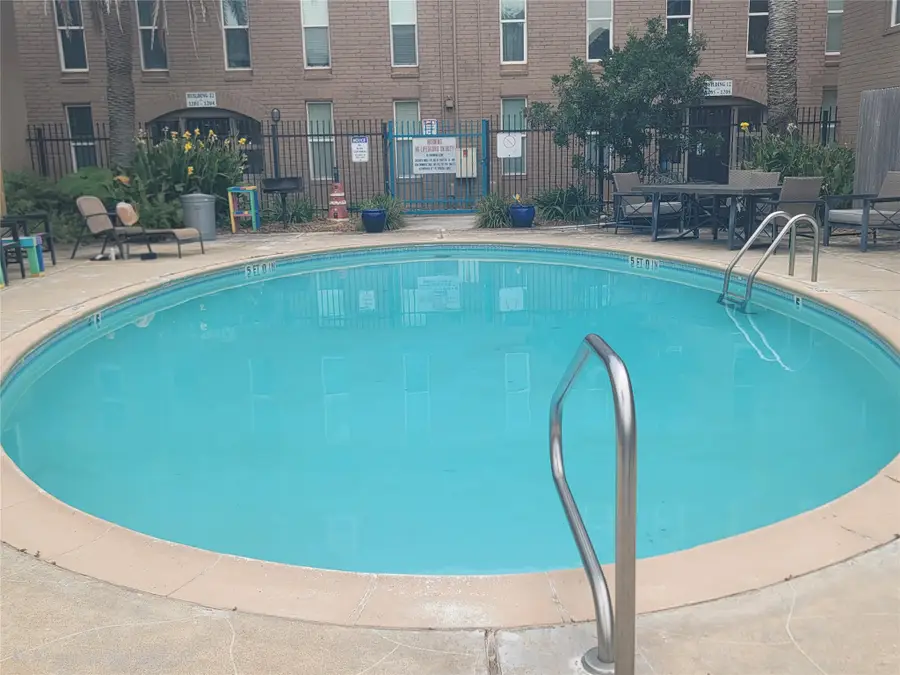 215 Postoffice #803, Galveston, TX 77550 - #2