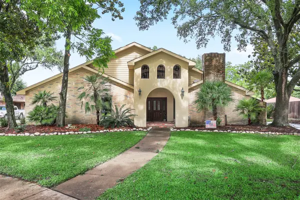 2620 Dow Circle, Deer Park, TX 77536