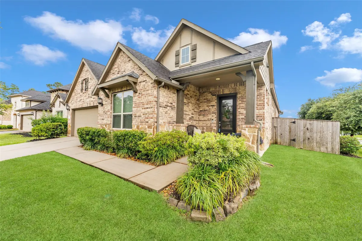 561 Rolling Brook Lane, Pinehurst, TX 77362 - #1