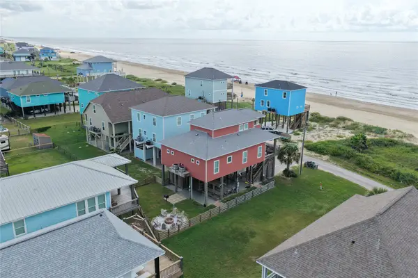 1963 Ave J, Crystal Beach, TX 77650