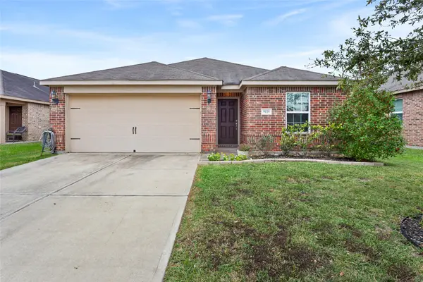 9438 Sky Blue Drive, Iowa Colony, TX 77583
