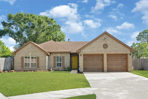 8607 Wood Drift Court, La Porte, TX 77571