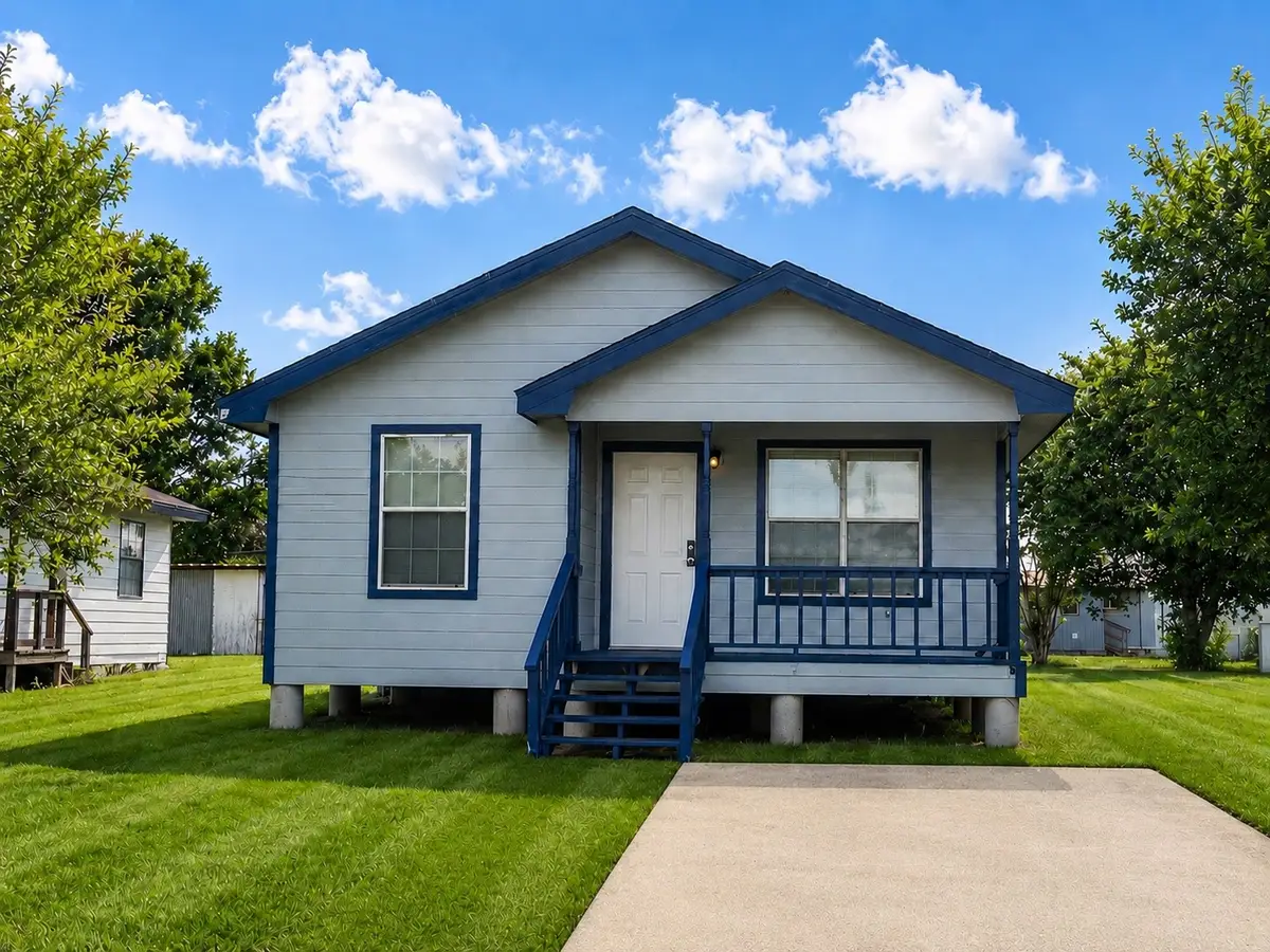 1935 1st Street, Hempstead, TX 77445 - #1