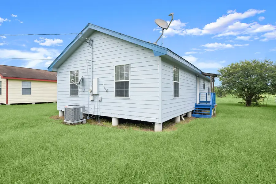 1935 1st Street, Hempstead, TX 77445 - #2