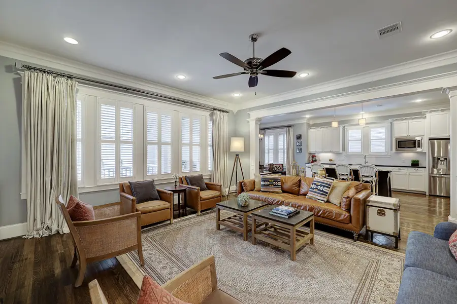 449 W 23rd Street, Houston, TX 77008 - Image #3