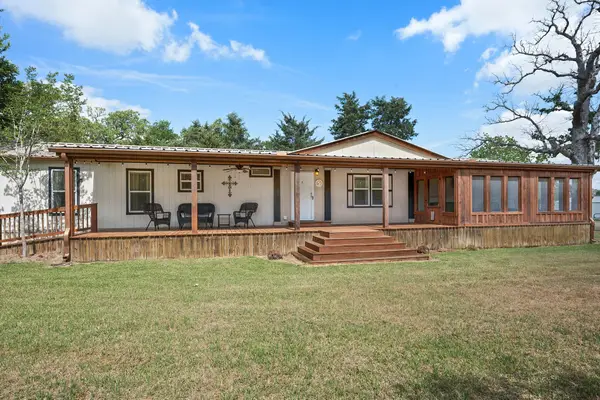 412 Leaning Oak Lane, Somerville, TX 77879