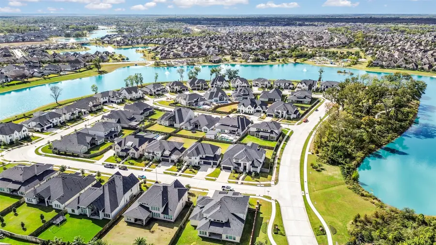 2507 Fountain Breeze Drive, Missouri City, TX 77459 - Image #2