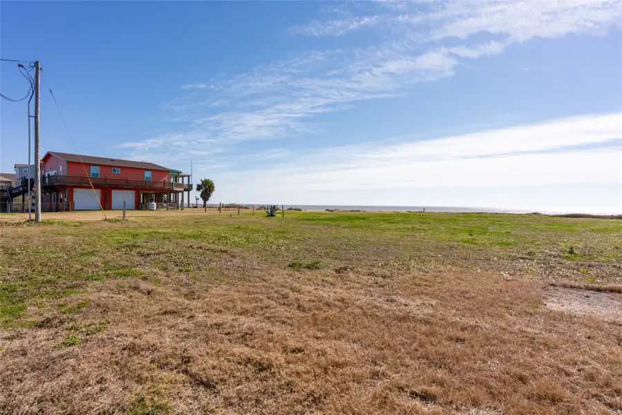 981 Marjorie, Gilchrist, TX 77617 - #2