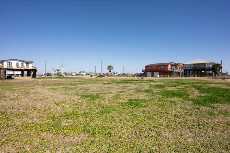 981 Marjorie, Gilchrist, TX 77617 - #3