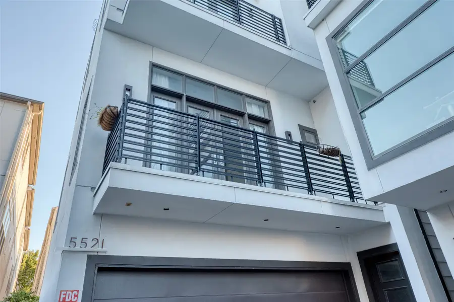 5521 Kiam Street, Houston, TX 77007 - Image #2